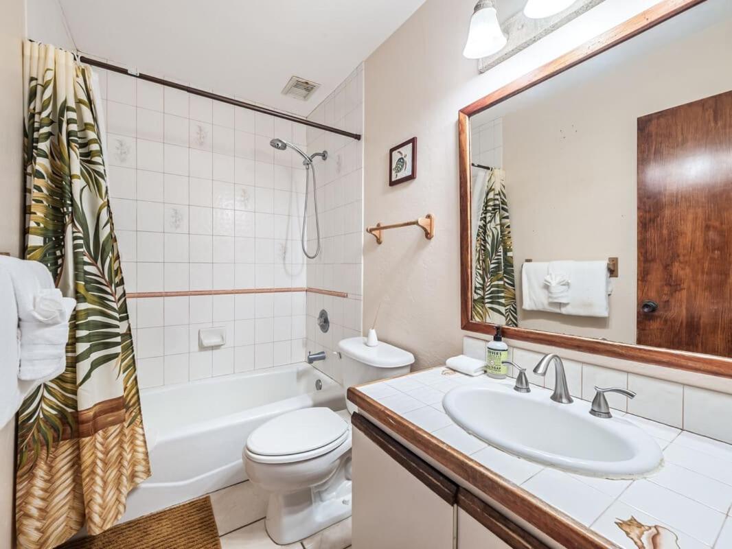Oceanfront 1 Bedroom 2 Bathroom With Large Lanai - Kona Bali Kai 218 Kailua-Kona Bagian luar foto