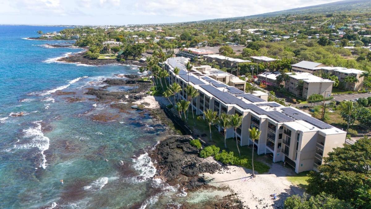 Oceanfront 1 Bedroom 2 Bathroom With Large Lanai - Kona Bali Kai 218 Kailua-Kona Bagian luar foto